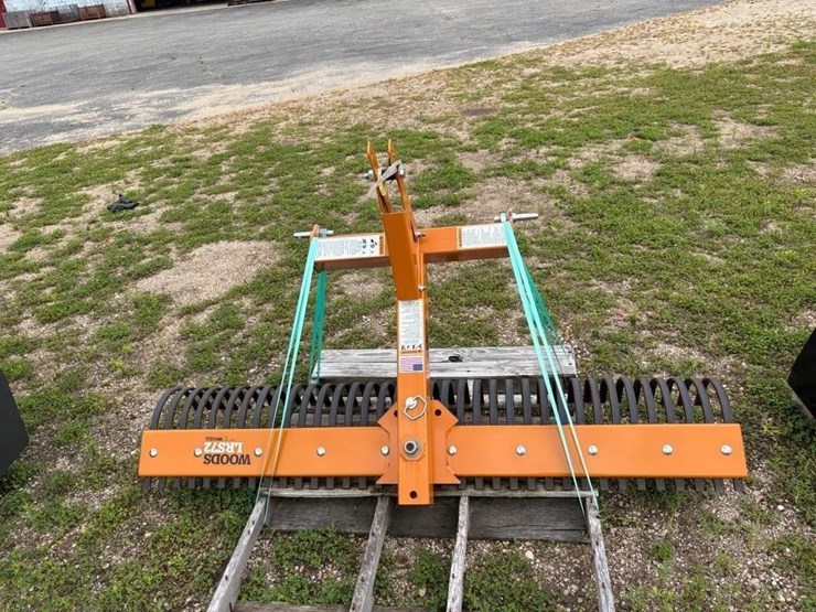 new-woods-lrs72-3pt-landscape-rake-image-2