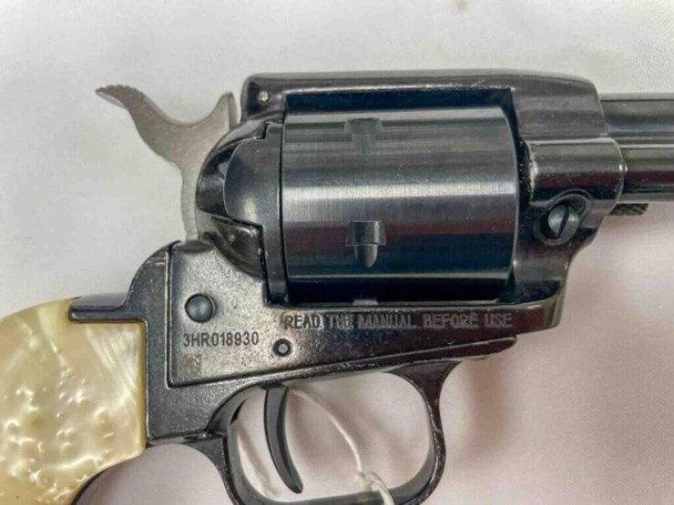 heritage-.22-wmr-revolver-image-9