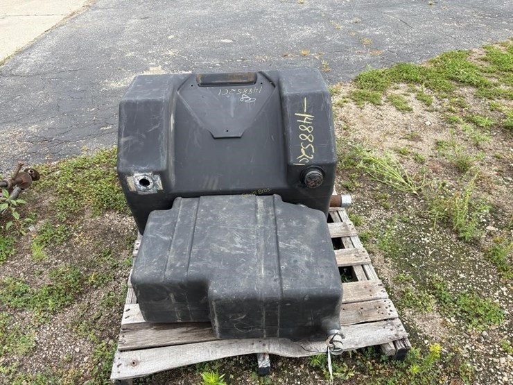 86-series-fuel-tanks-image-1