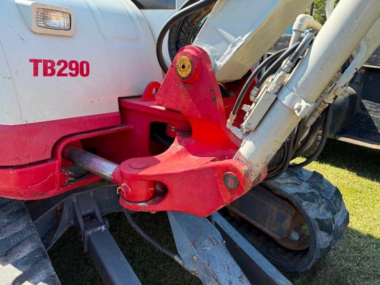 takeuchi-tb290-image-6