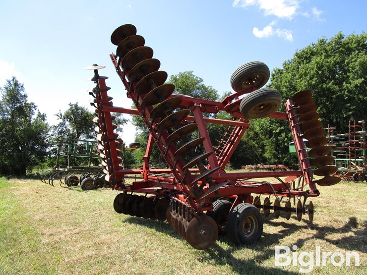 case-ih-3900-image-5