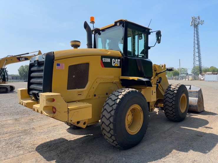 2016-caterpillar-938m-image-5
