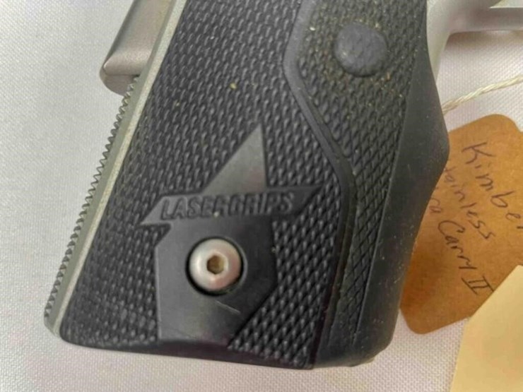 kimber-45-acp-pistol-image-3