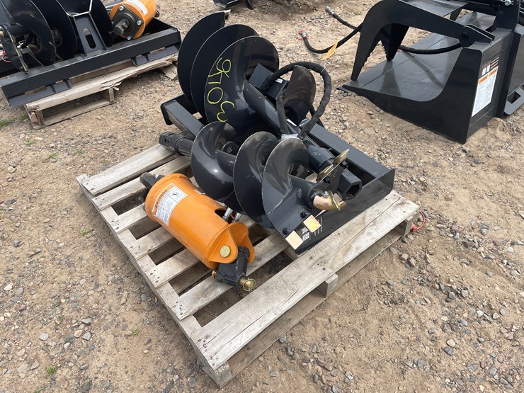 #3046-•-unused-2025-wolverine-skid-steer-auger-drive-and-bit-attachment-image-4