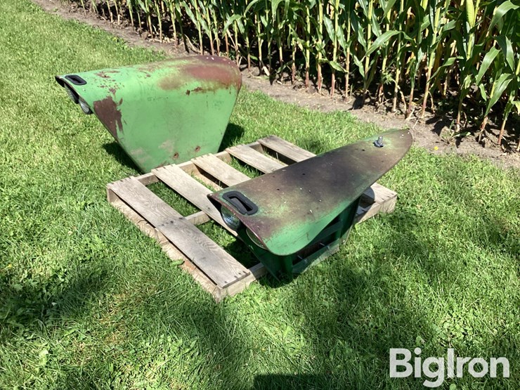 john-deere-10-image-1