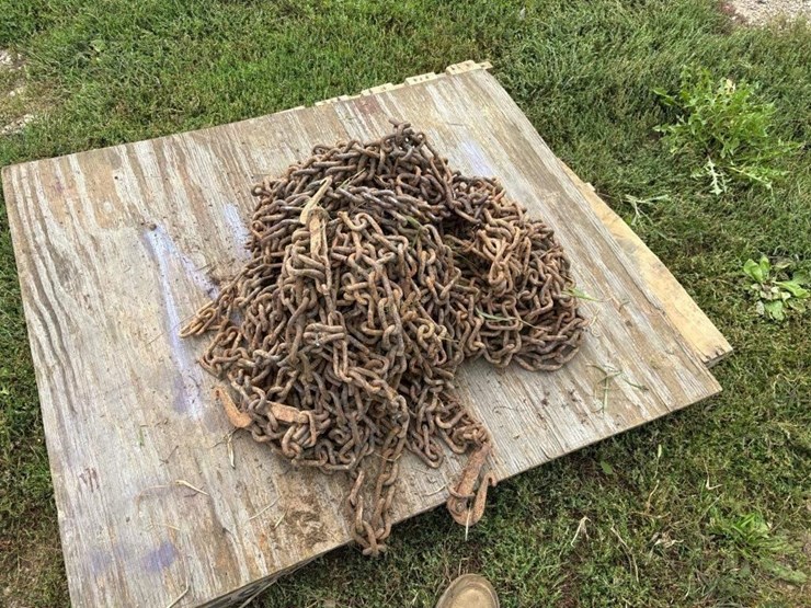 18.4---38-tire-chains-image-1