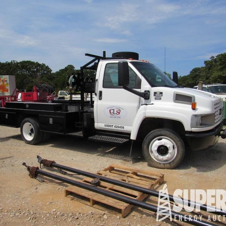 (x) 2005 CHEVROLET C-5500 Hydraulic 4x2 S/A Dually
