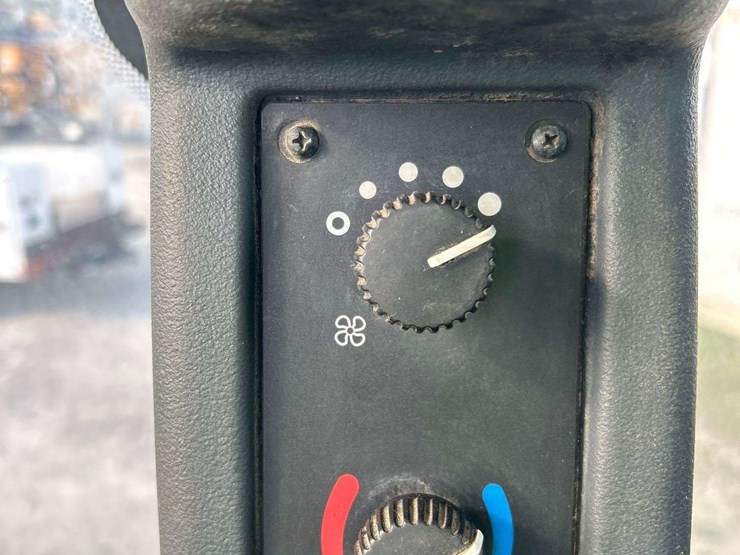 2014-deere-644k-image-20