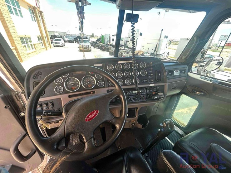 national-900a-image-40
