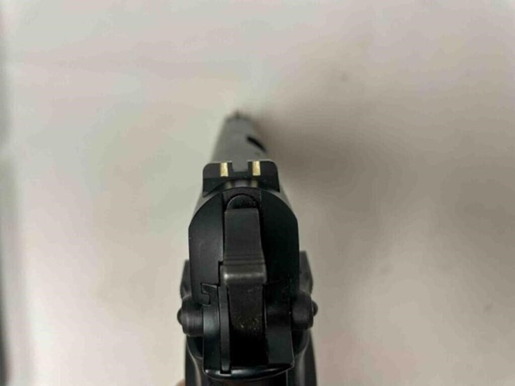 browning-hi-power-9mm-pistol-image-4