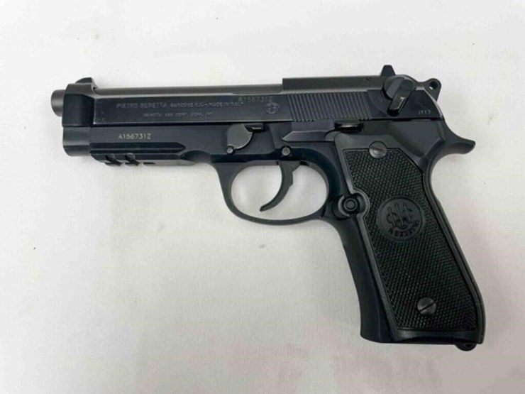 berretta-9mm-pistol-image-9