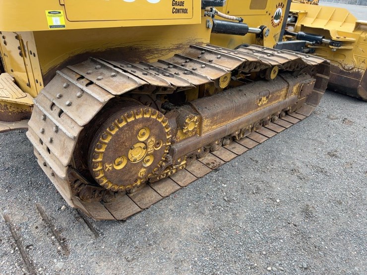2016-caterpillar-d6k2-xl-image-21