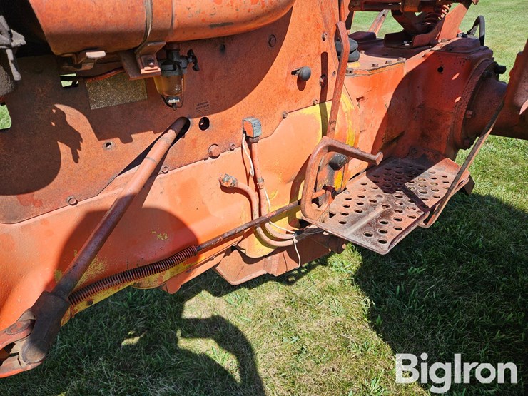 1962-allis-chalmers-d17-image-16