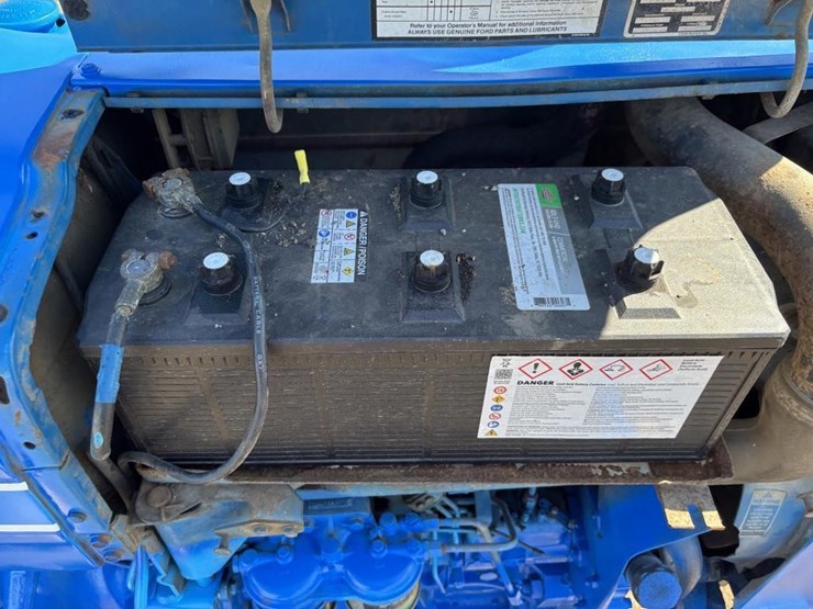 ford-2810-image-38
