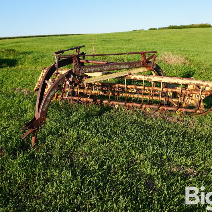 NEW HOLLAND 56B