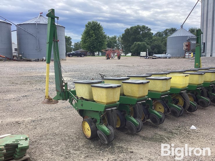 1983-john-deere-7000-image-18