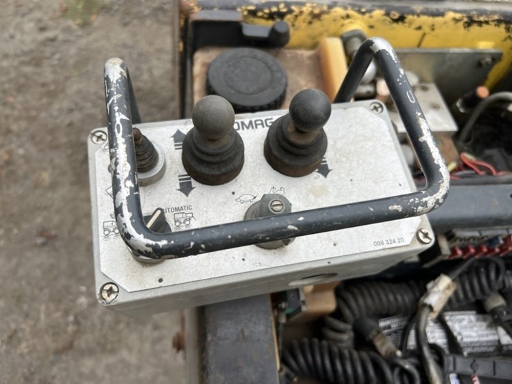 1998-bomag-bmp851-image-6