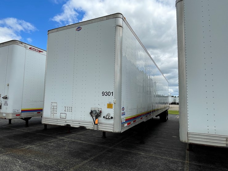 2012-utility-van-image-1