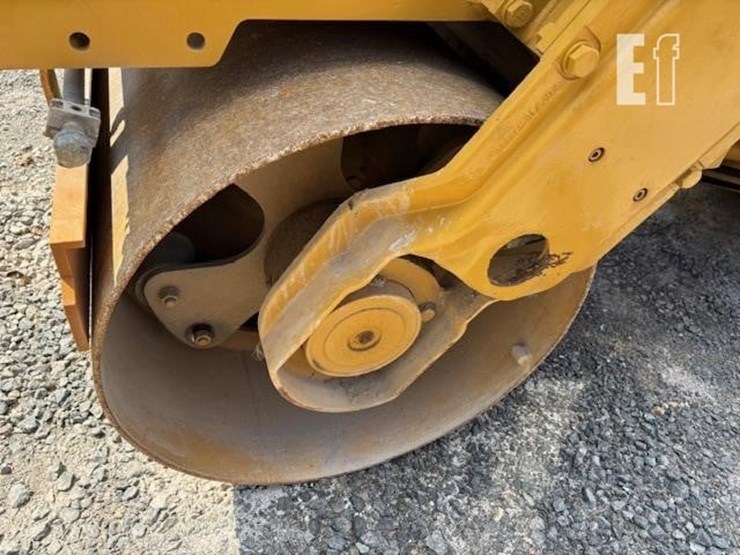 1997-caterpillar-cb-224c-image-19