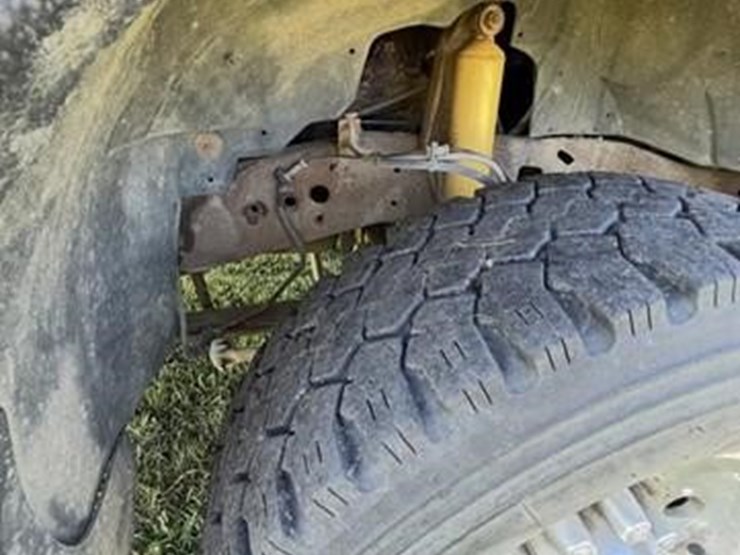 2001-ford-f350-image-13