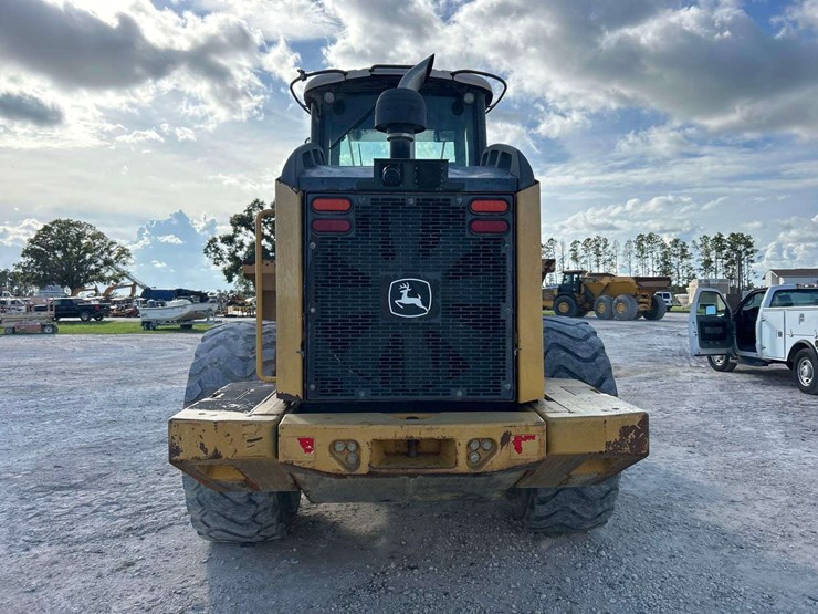 2014-deere-644k-image-25