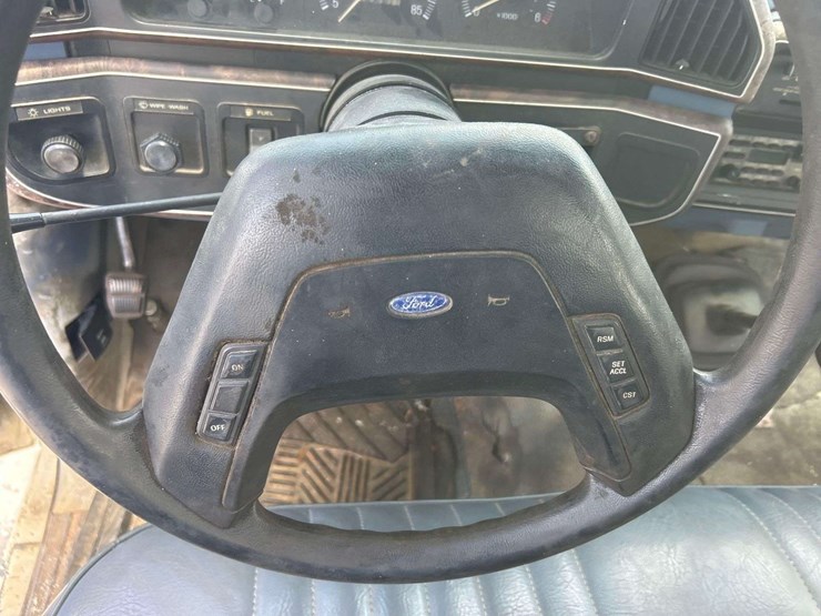 1987-ford-f250-image-13