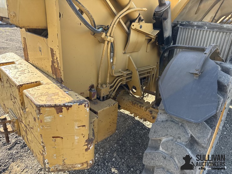 2002-caterpillar-th83-image-19