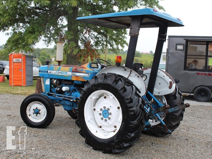 ford-3910-image-3