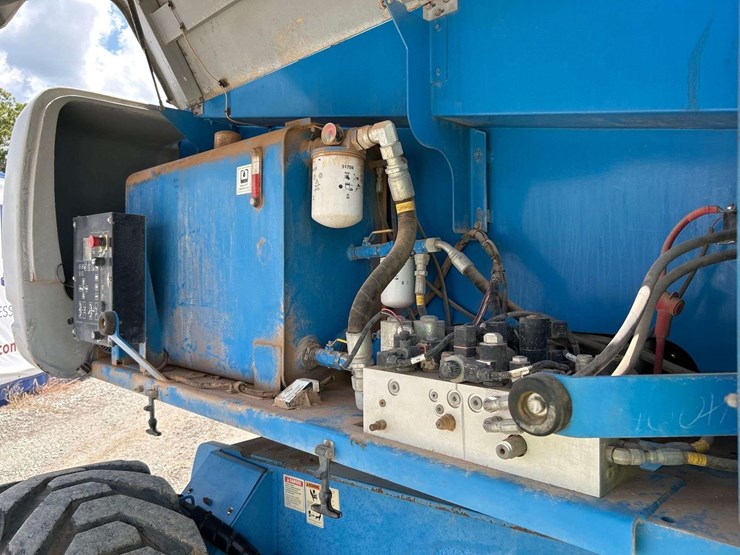 2002-genie-s125-image-10