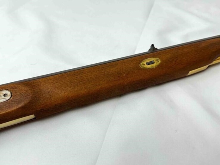 traditions-crockett-.32-cal-muzzleloader-image-8