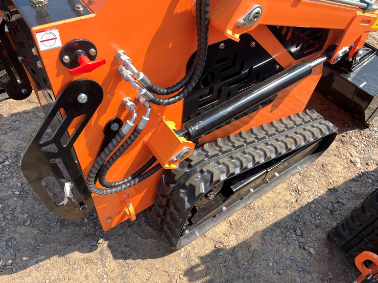 #9289-•-unused-2025-landhero-mini-skid-steer-loader-image-11