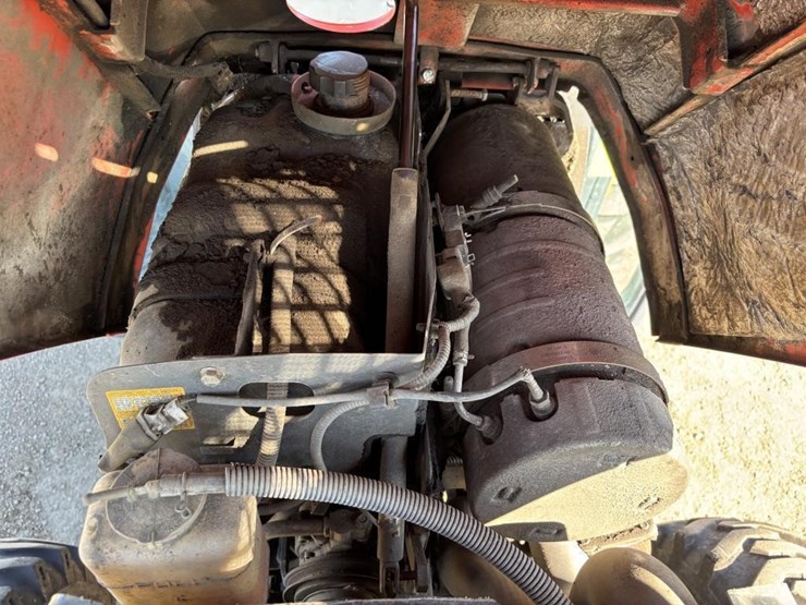 2019-kubota-mx5400-image-33