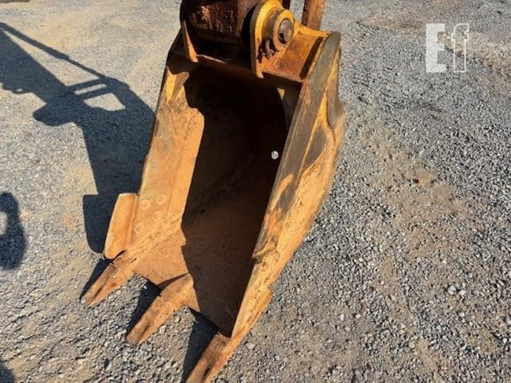1994-caterpillar-311-image-26