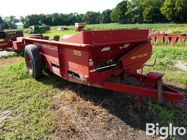 new-holland-155-image-3