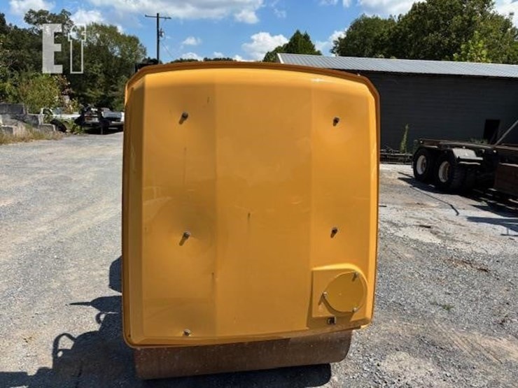 2019-caterpillar-cb24b-image-11