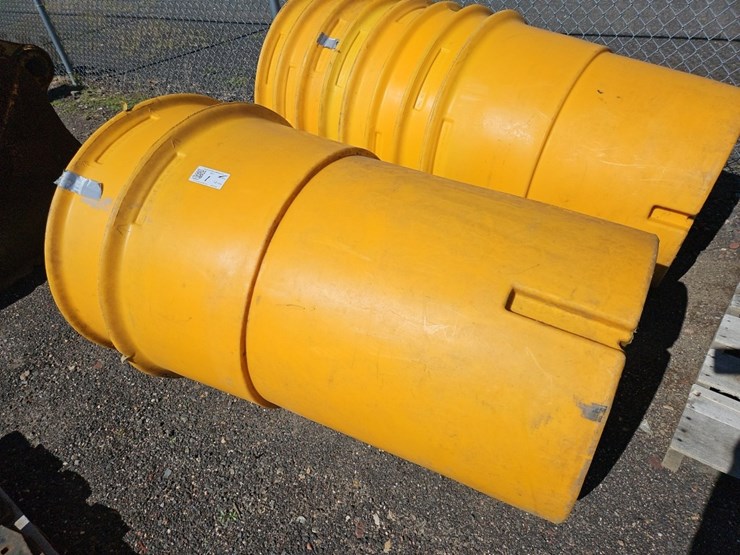 quantity-of-crash-barrels-image-5