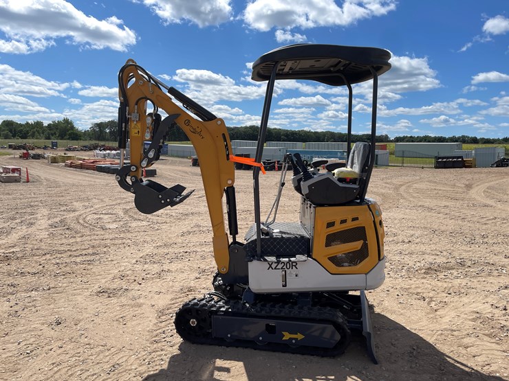 #9432-•-2025-unused-cfg-mini-excavator-image-1