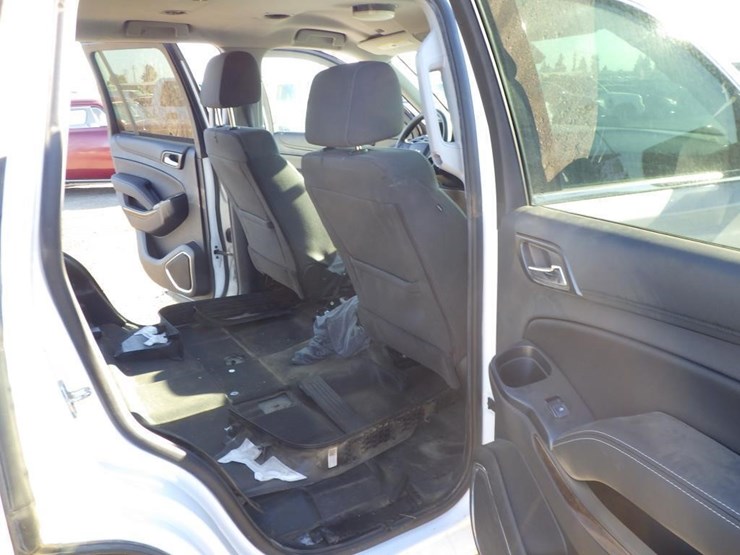 2020-chevrolet-tahoe-image-9