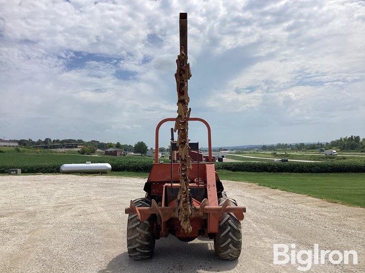 ditch-witch-7510-image-6
