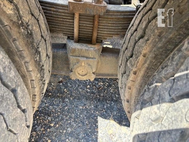 2006-kenworth-t800-image-19
