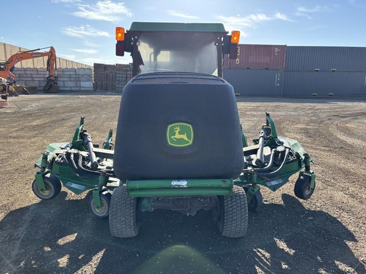 2013-john-deere-1600-turbo-image-8