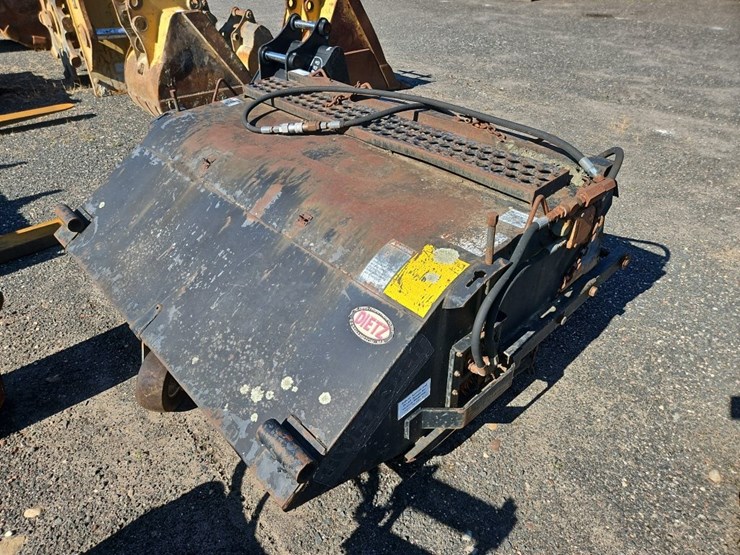 sweepster-62"-sweeper-image-1