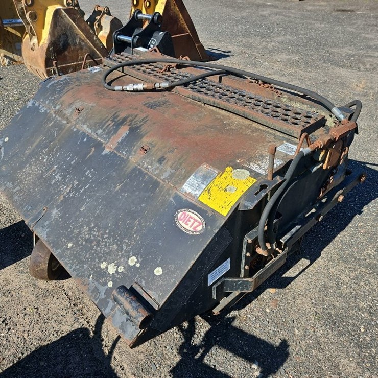 SWEEPSTER 62" SWEEPER
