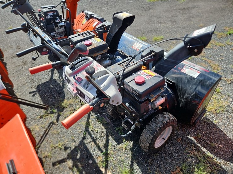 (2)-mtd-snow-blowers-image-3