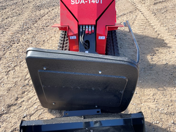 #9472-•-unused-2025-agt-crawler-loader-image-13