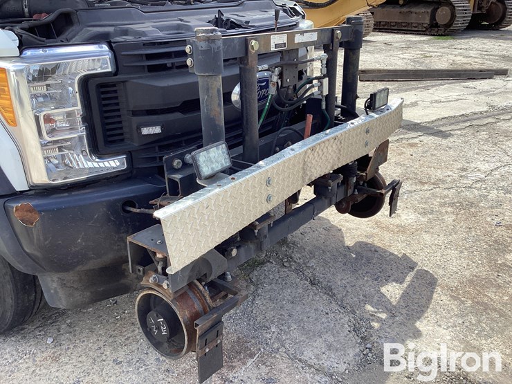 2017-ford-f550-xl-image-10
