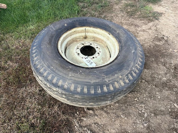 (1)-10.00---20-tire-w/rim-image-6