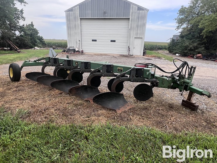 john-deere-2600-image-4