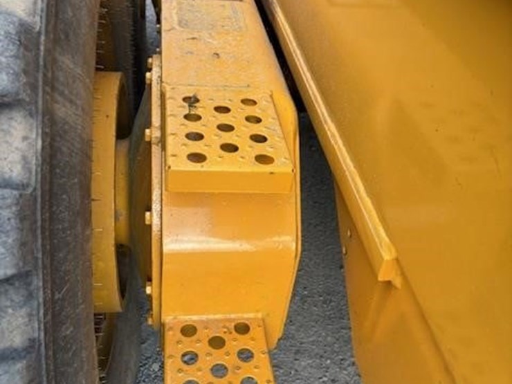 1998-komatsu-gd530a-2cy-image-41
