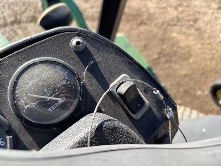 2013-john-deere-1600-turbo-image-20